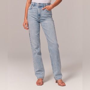Abercrombie & Fitch 90s Straight Ultra High Rise Jeans